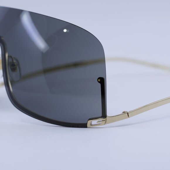🕶️ New Gucci GG1560S 001 Sunglasses - Gold Frame, Grey Lenses - Picture 3 of 11